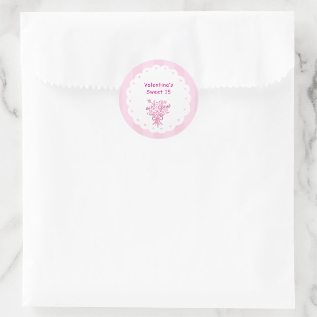 Sticker Rond Élégant Bouquet Floral de Quinceañera | Rose et Bl (Sac)