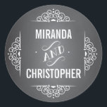 Sticker Rond Élégant Chalkboard Amour Personnalisé Favonalized<br><div class="desc">Style "Chalkboard" tendance avec typographie moderne,  personnalisé avec les noms de mariée et de mariée - parfait pour décorer les faveurs et sceller les enveloppes de mariage ou de faire-part. Coordonner avec beauté tous nos produits et invitations de style tableau noir.</div>
