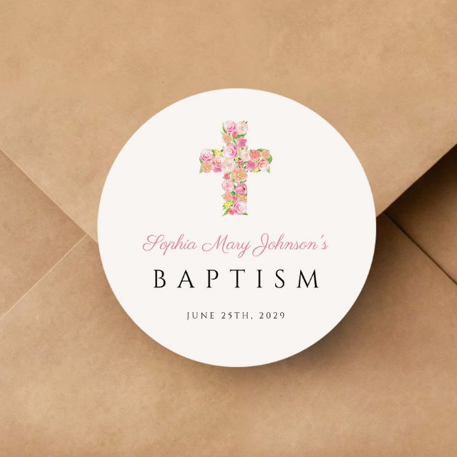 Sticker Rond Élégant culte rose floral croix Baptême (Elegant Religious Pink Floral Cross Baptism Classic Round Sticker)