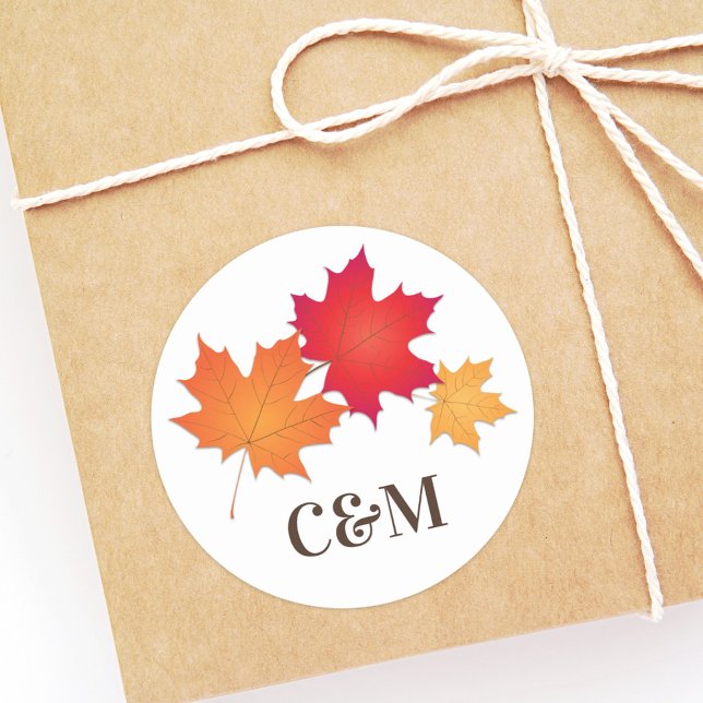 Sticker Rond Élégant Feuilles d'automne Mariage Monogramme (Créateur téléchargé)