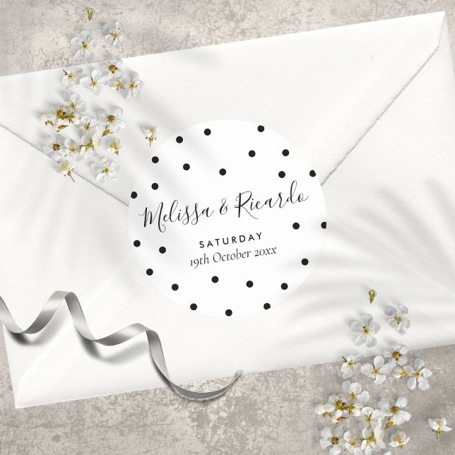 Sticker Rond Élégant Mariage Pois noir et blanc (Elegant Black and White Polka Dots Wedding Classic Round Sticker)