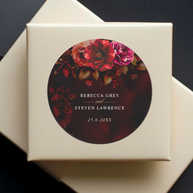 Sticker Rond Elégant rouge noir floral Mariage romantique moody (Créateur téléchargé)