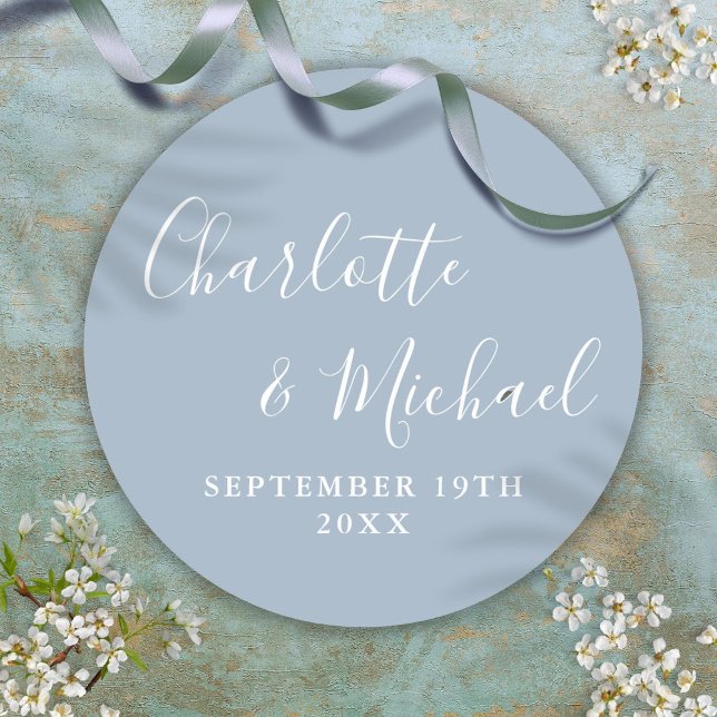 Sticker Rond Élégante signature script bleu poussiéreux (Elegant Signature Script Dusty Blue Classic Round Sticker)