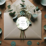 Sticker Rond Elégante verdure Eucalyptus Mariage<br><div class="desc">Autocollant de mariage simple et élégant.</div>