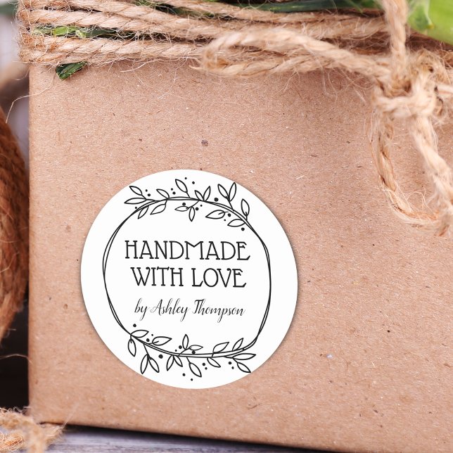 Sticker Rond Élégante Verdure Faite À La Main Avec Nom D'Amour (Stylish Greenery Handmade With Love Name Classic Round Sticker)