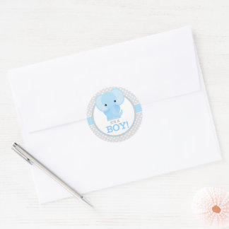 Sticker Rond Éléphant Bébé (bleu) C'est un Garçon