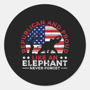 Sticker Rond Éléphant fier et républicain avec drapeau américai