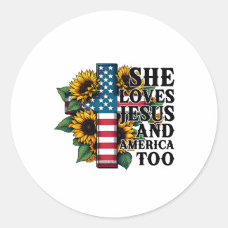 Sticker Rond Elle Aime Jésus Et L'Amérique Aussi Drapeau Chréti