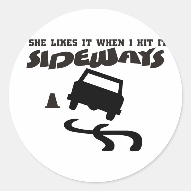 Sticker Rond elle aime qu'il soit latéralement DRIFT avec CAR 2 (Devant)
