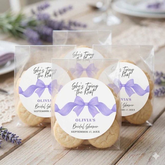 Sticker Rond Elle Attache le Nœud Papillon Violet Shower Autoco (Créateur téléchargé)