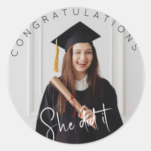 Sticker Rond Elle l'a fait, photo, félicitations au diplômé