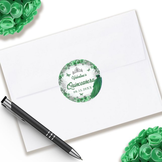 Sticker Rond Emerald Green Parties scintillant argenté Floral Q (Emerald Green Silver Glitter Floral Quinceanera Classic Round Sticker)