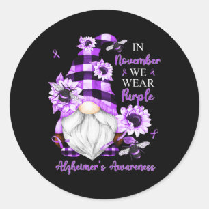 Sticker Rond En Novembre Nous Portons Des Gnomes Violets Heimer