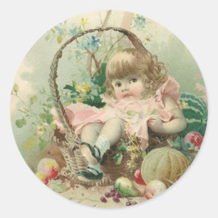 Sticker Rond Enfant victorienne vintage, fille panier de fruits