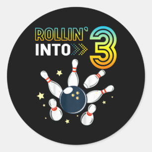 Sticker Rond Enfants Se Roulant Dans 3 Ans Anniversaire Bowling