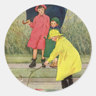 Sticker Rond Enfants vintages jouant dans des flaques d'eau "A 
