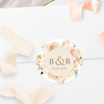 Sticker Rond Enveloppe Mariage Floral Jaune à la crème Pêche /<br><div class="desc">Elégante enveloppe mariage monogrammée sceau ou préférez autocollant avec de magnifiques détails aquarelle florale dans un magnifique mélange de teintes pêche, orange, rose rousse, crème et champagne. Centre en crème au champagne avec initiales et deuxième ligne de texte en teintes dorées. Aussi disponible avec du texte en noir. Deux options...</div>