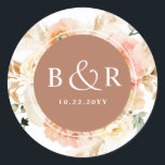 Sticker Rond Enveloppe Mariage Peach Blush, Terracotta / Favori<br><div class="desc">Elégante enveloppe mariage monogrammée sceau ou préférez autocollant avec de magnifiques détails aquarelle florale dans un magnifique mélange de teintes pêche, orange, rose rousse, crème et champagne. Centrer en terre cuite rouille avec initiales et deuxième ligne de texte en blanc. Deux options de taille et plusieurs options de forme à...</div>