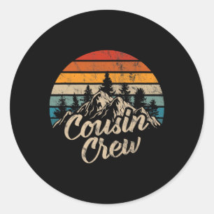 Sticker Rond Équipage de cousins 2025 Camping extérieur coucher