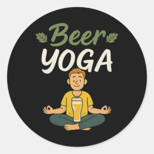 Sticker Rond Équipe de fête de yoga de bière graphique pour les