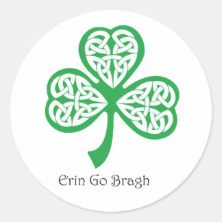 Sticker Rond Erin Go Bragh shamrock avec nouage celtique