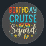 Sticker Rond Escadron de croisière d'anniversaire Vacances de c<br><div class="desc">Anniversaire Croisière Escouade Vacances Funny Crew Design graphique Cadeau Classic Round Sticker Classic Collection.</div>