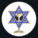Sticker Rond Étoile juive<br><div class="desc">Cadeaux juifs et idées de cadeau comportant la belle étoile de David juive avec un verre de vin au centre.</div>