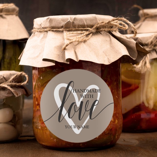 Sticker Rond Fabriqué à la main avec coeur d'amour sur Brown (Créateur téléchargé)