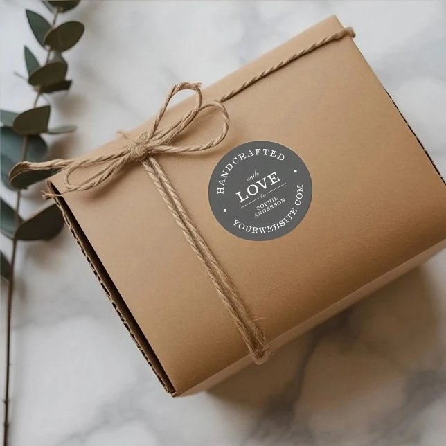 Sticker Rond Fait à la main avec amour | Nom élégant de la peti (Créateur téléchargé)