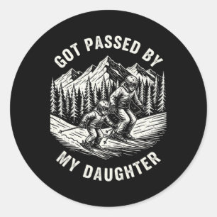 Sticker Rond Fait du pédalage avec ma fille, papa skieur drôle
