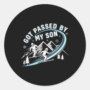 Sticker Rond Fait du pédé par mon fils skieur Sports d'hiver en