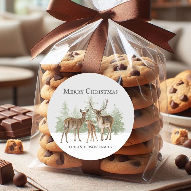 Sticker Rond Famille de cerfs Neige hiver Joyeux Noël (Deer in winter snow Christmas gift bag/envelope seal sticker)