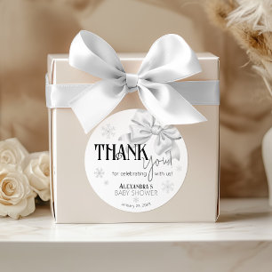 Sticker Rond Faveur de Baby Shower Hiver Bébé Blanc Ruban "Amou