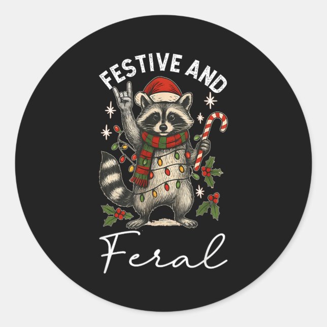 Sticker Rond Feral And Festive Raccoon Santa Hat Christmas Ligh (Devant)