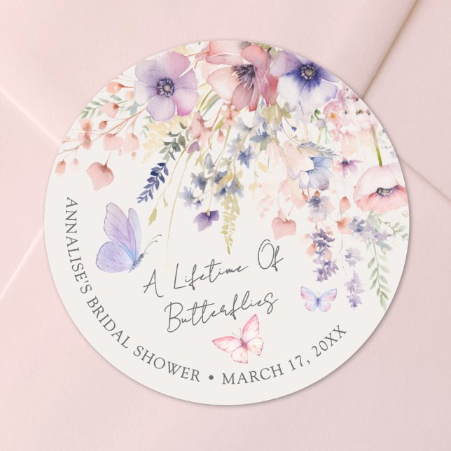 Sticker Rond Fête de mariage champêtre papillon (Butterfly Wildflower Bridal Shower Classic Round Sticker)