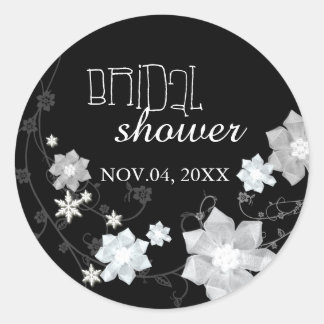 Sticker Rond Fête des mariées d'hiver florale noire et blanche