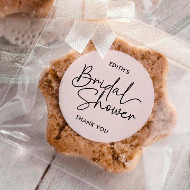 Sticker Rond Fête des mariées manuscrite de script moderne (Handwritten Typography Script for Bridal Shower Party)