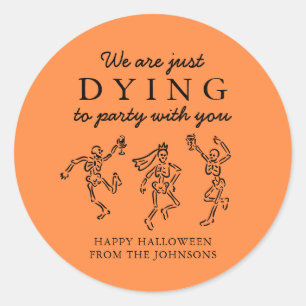 Sticker Rond Fête d'Halloween aux squelettes dessinés à la main