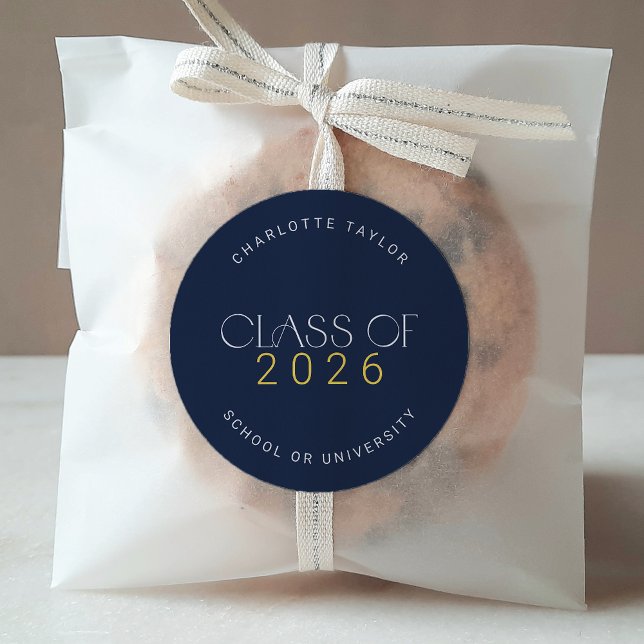 Sticker Rond Fête Moderne Navy Or Classe de 2026 Diplômé (Modern Fete Navy Gold Class of 2026 Graduation Classic Round Sticker)