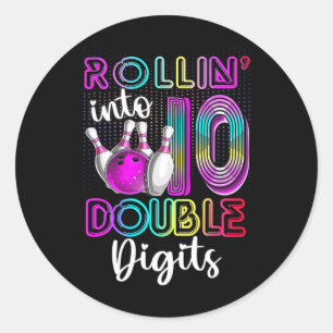 Sticker Rond Fêter les 10 ans avec une partie de bowling à doub
