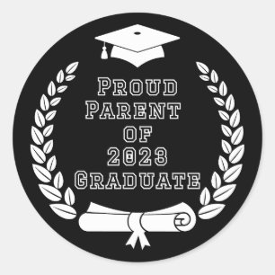 Sticker Rond Fier Parent de 2023 Diplômé (lettres blanches)