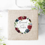 Sticker Rond Fleur radieuse | Mariage de couronne botanique<br><div class="desc">Scellez vos enveloppes ou faveurs d'invitation avec ces élégants stickers de mariage botanique et floral avec vos noms encadrés par une couronne d'aquarelle de feuillage vert eucalyptus et des fleurs toniques bijoux en marsala bordeaux et bleu marine. Coordonnée avec notre collection de mariages à fleurs radiantes.</div>