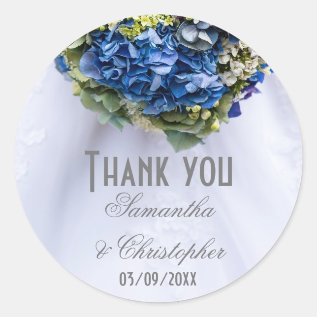 Sticker Rond Fleurs bleues et blanches et robe mariage merci (Devant)