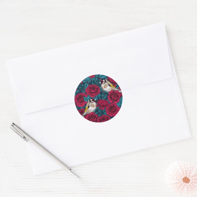 Sticker Rond Fleurs de roses rouges et oiseaux d'or (Enveloppe)