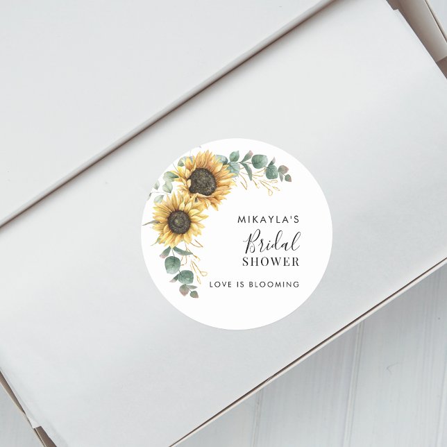 Sticker Rond Fleurs de tournesol d'eucalyptus Shower de mariage (Floral Sunflower Eucalyptus Green Bridal Shower Round Sticker)