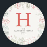 Sticker Rond Floral Christmas Wreath Family Nom monogramme<br><div class="desc">Floral Christmas Wreath Family Nom monogramme</div>