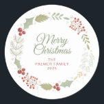 Sticker Rond Floral Christmas Wreath Nom de famille<br><div class="desc">Couronne de Noël florale Nom de famille Classique</div>