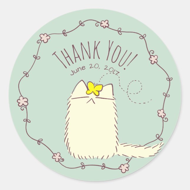 Sticker Rond Fluffy Cat et Yellow Butterfly Texte personnalisé (Devant)