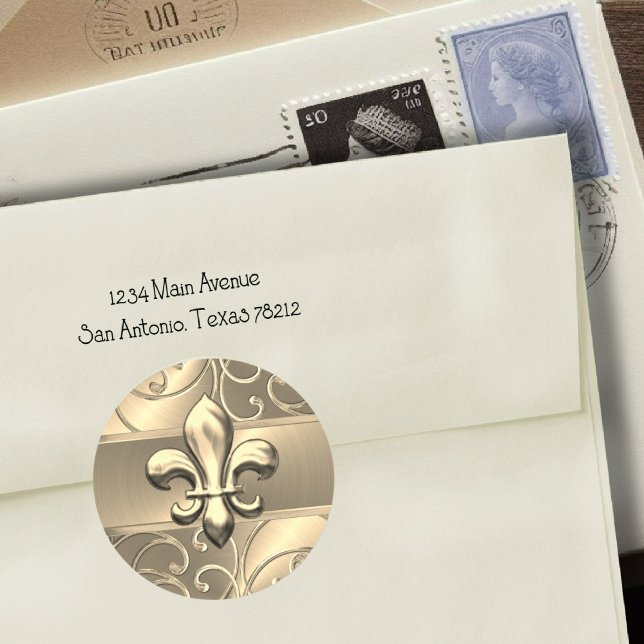 Sticker Rond Flûtes en or Filigree Fleur de Lis (Créateur téléchargé)