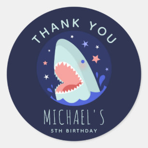 Sticker Rond Funny Boy Shark Stars Merci fête d'anniversaire